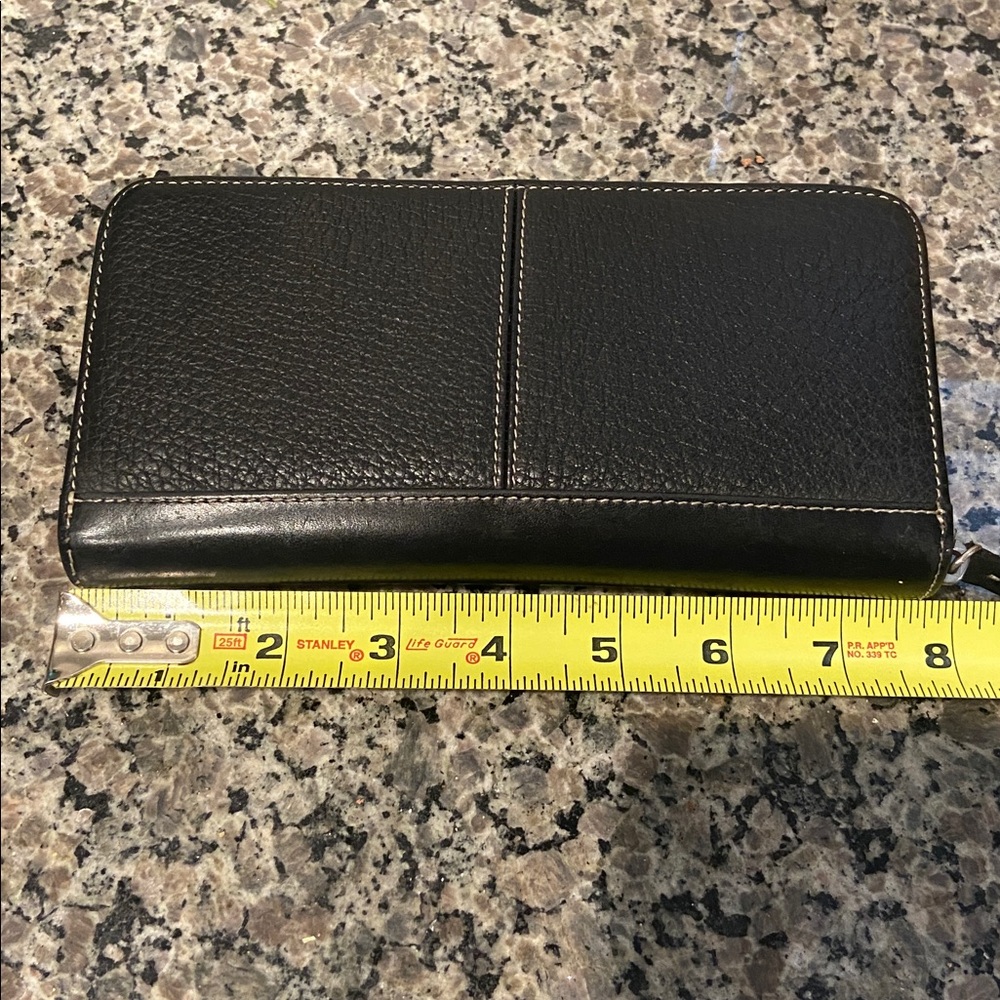Dooney & Bourke Vintage EUC Wallet - Picture 12 of 13